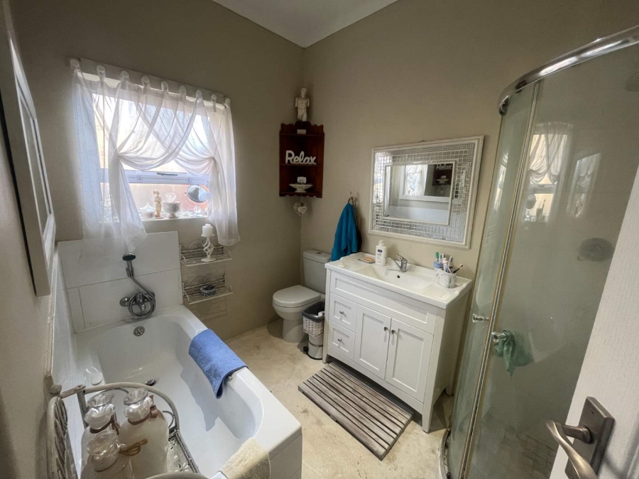 5 Bedroom Property for Sale in Keidebees Northern Cape